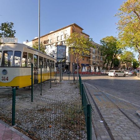 Charming 2 Bedroom Apartment At Triana Center By Oui Sevilla Exteriör bild