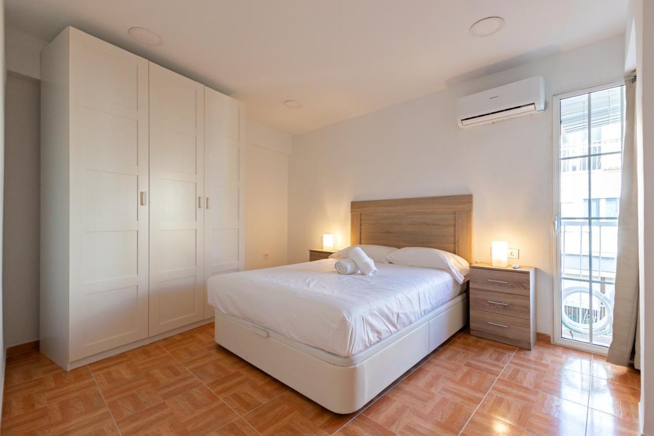Charming 2 Bedroom Apartment At Triana Center By Oui Sevilla Exteriör bild