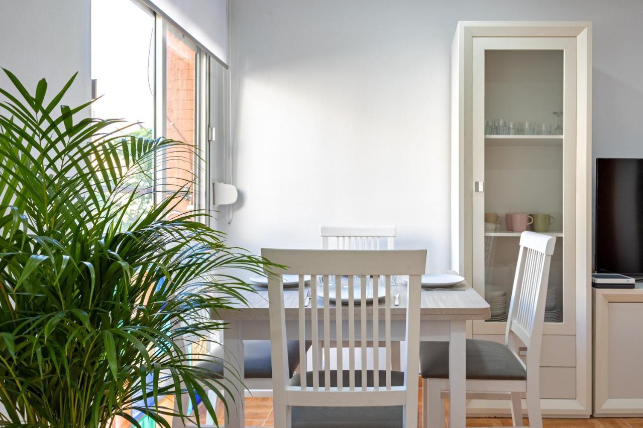 Charming 2 Bedroom Apartment At Triana Center By Oui Sevilla Exteriör bild