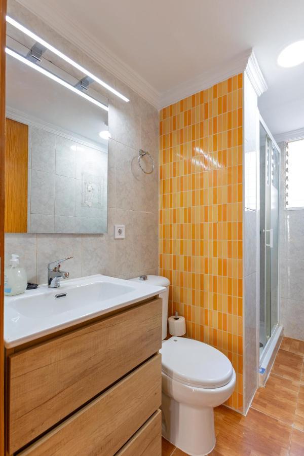 Charming 2 Bedroom Apartment At Triana Center By Oui Sevilla Exteriör bild